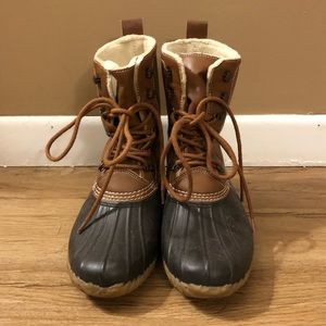 Duck boots 🥾